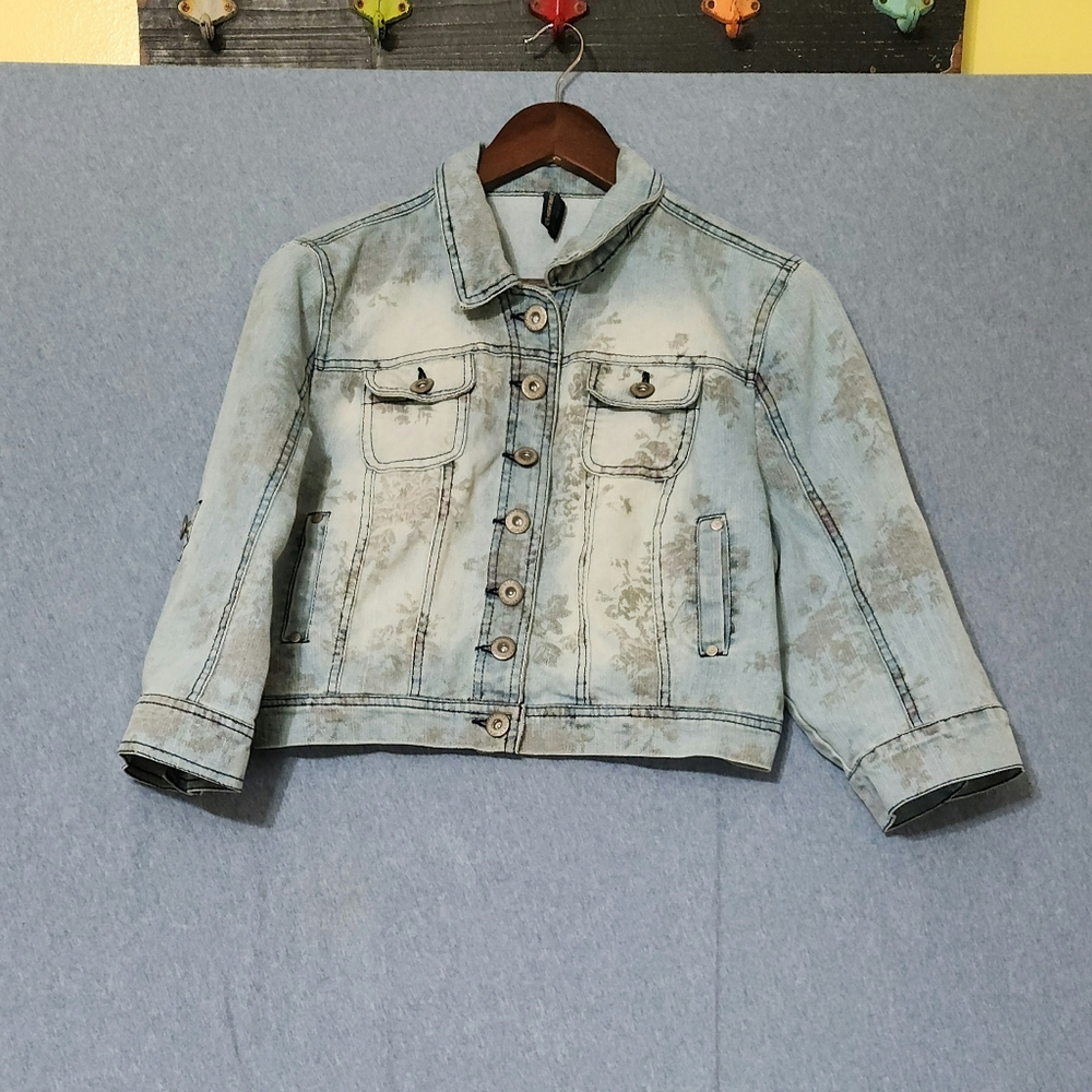 Highway Jeans denim jacket floral print. Size large